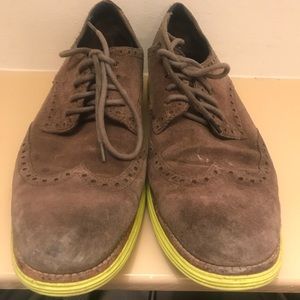 Men’s Cole Haan Size 10 Shoes in Fair Condition!